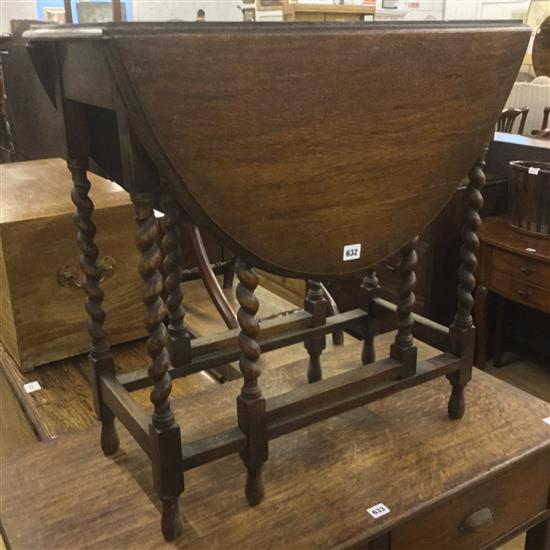 Small oak gateleg table